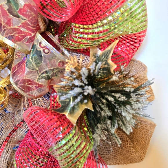 Handcrafted Burlap & Mesh Sock Monkey 24" Christmas Wreath - Picture 9 of 13